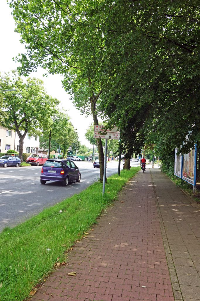 Königsberger / Ecke Posender Straße: Die einkaufsvagen sind weg Foto: Lokalbüro