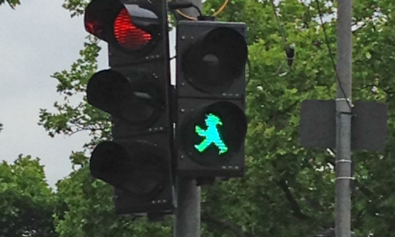 Düsseldorf hat sie wieder – die Ampelmännchen