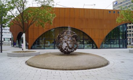 Kugelbrunnen sprudelt wieder