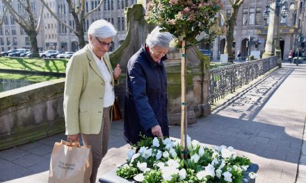 Blumenpracht für die “KÖ”