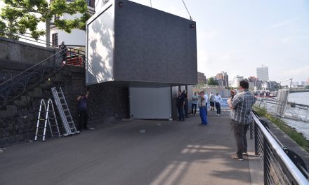 Nach drei Jahren endlich neue Toilettenanlage an der Burgplatztreppe.