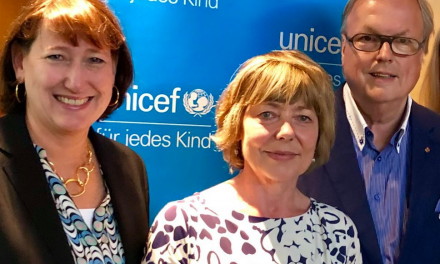 Zwei Düsseldorfer bei der UNICEF Tagung in Köln