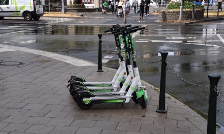 Zweiter E‑Scooter Anbieter startet in Düsseldorf