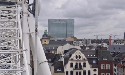 Frühstück mit Aussicht im Wheel of Vision