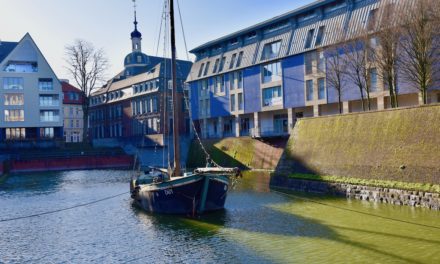 Der Aalschokker im alten Hafen geht auf seine letzte Reise