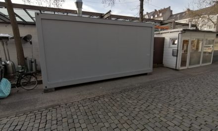 Neuer Eisladen auf dem Carlsplatz ?