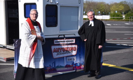 Ökumenischer Gottesdienst im Autokino