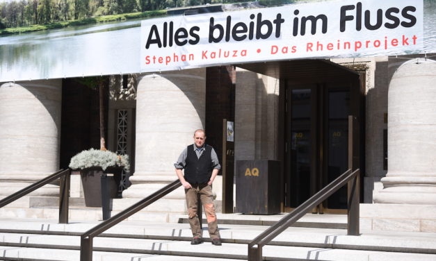 „Alles bleibt im Fluss“ — der Rhein als Symbol der Hoffnung