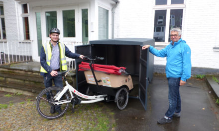 “Flotte Lotte”: Erste Düsseldorfer Quartiers-Rikscha für mobilitätseingeschränkte Menschen