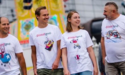 Knallig bunte T‑Shirts