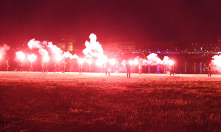 Fackelzug zur Erinnerung an die Rheinkirmes