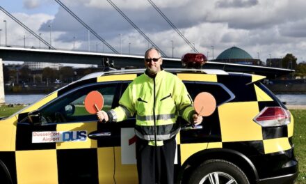 Niederländerin wollte mit ihrem Pkw direkt auf dem Rollfeld neben ihrem Flieger parken