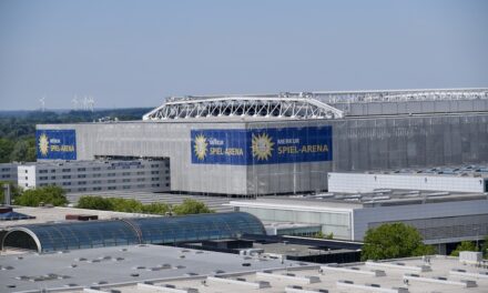 Düsseldorf richtet Impfzentrum in Arena ein