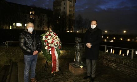 Landeshauptstadt gedenkt der ermordeten Sinti und Roma