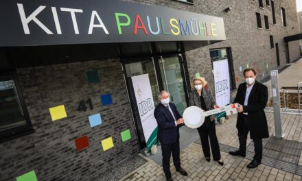 Schlüsselübergabe für die neue Kita Paulsmühle in Benrath