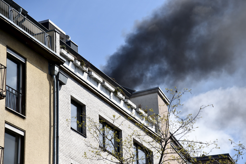 Feuer im Parkhaus in der Klosterstraße Foto: LOKALBÜRO