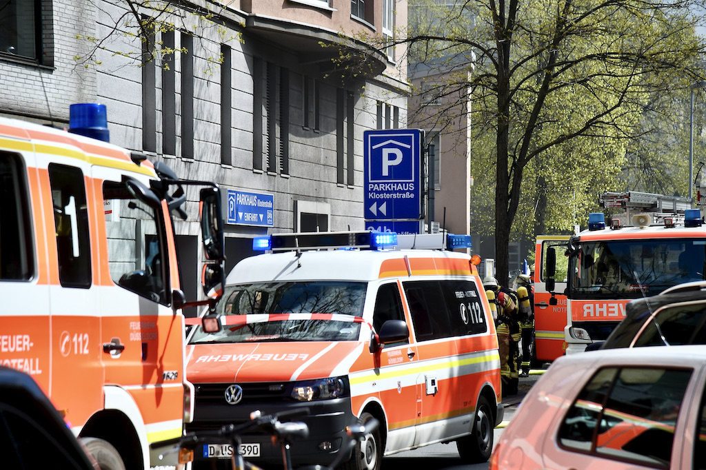 Feuer im Parkhaus in der Klosterstraße Foto: LOKALBÜRO