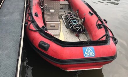 Rettungsboot der Feuerwehr entwendet