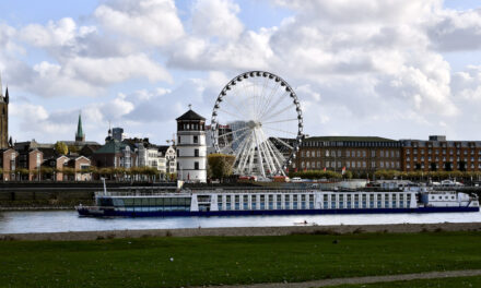 Dreht sich das Riesenrad auf dem Burgplatz zu Pfingsten ?