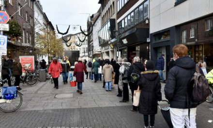 Inzidenzwert konstant unter 150 — Click & Meet ab Samstag in Düsseldorf wieder möglich