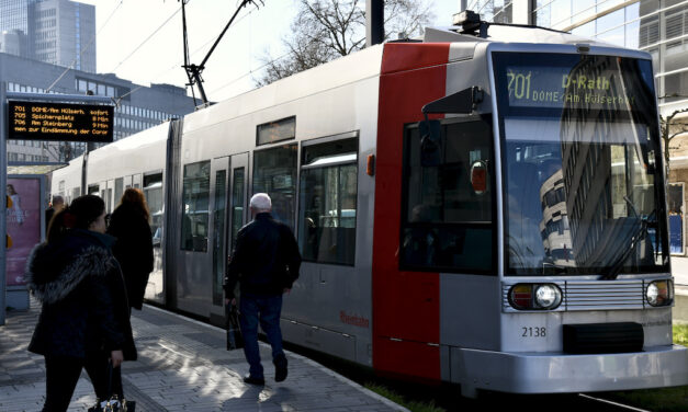 Rheinbahn setzt antivirale Beschichtungen in Fahrzeugen ein