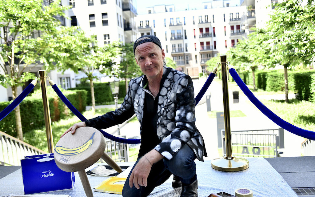 UNICEF-KUNST-AKTION  “EIN PLATZ FÜR JEDES KIND”