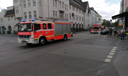 Brennende Gasleitung im Keller