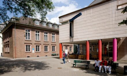 Kindgerechte Führung durch die Welt der Düsseldorfer Malerschule im Stadtmuseum