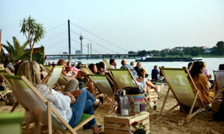 Kühle Getränke und tolle Musik im Kino Beach