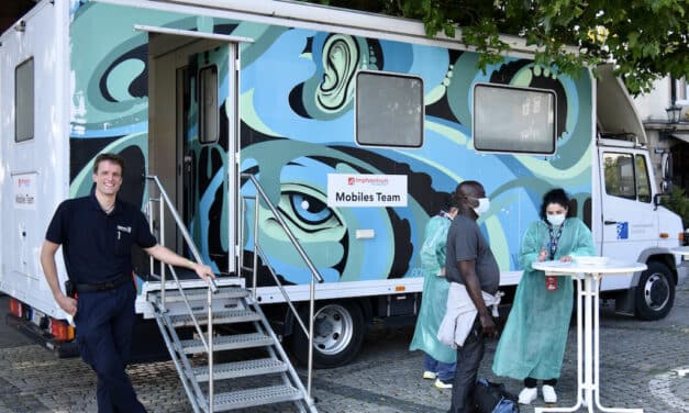 Impfmobil steht in der kommenden Woche an der Hochschule Düsseldorf