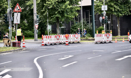 Jetzt feste Schranke am Mannesmannufer