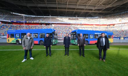 Mit Elektro-Bussen nimmt Countdown zur EURO 2024 Fahrt auf