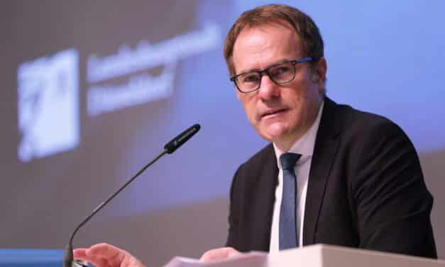 Rat verabschiedet durch Entnahme aus der Ausgleichsrücklage fiktiv ausgeglichenen Haushalt für das Jahr 2022