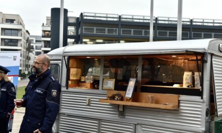 Die Polizei Düsseldorf lädt zum dritten “Coffee with a Cop”