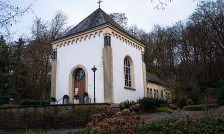 Vandalismus auf dem Gerresheimer Waldfriedhof