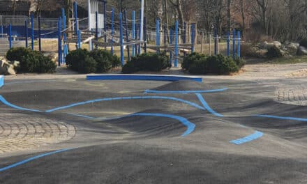 Neue Roll-Arena auf dem Spielplatz “Vor dem Deich” im Südpark