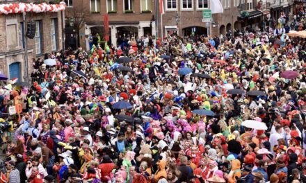 Landeshauptstadt setzt Beschränkungszone mit 2Gplus für Karneval in der Altstadt um