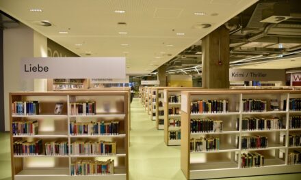 Zentralbibliothek im KAP1 zählt bisher über 300.000 Besucherinnen und Besucher