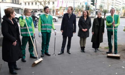 Start für “Die Feger” — Hilfsprojekt für langzeitarbeitslose und obdachlose Menschen