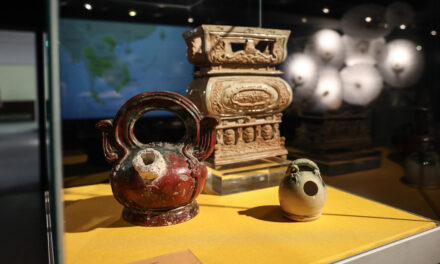 “Im Auge des Drachen – Keramik aus Vietnam und Thailand”
