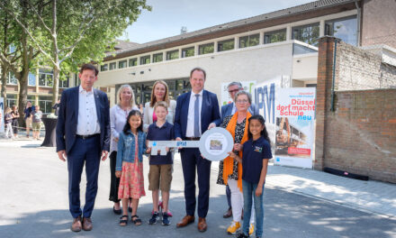 St. Rochus Grundschule: Klassentraktneubau mit Mensa eingeweiht