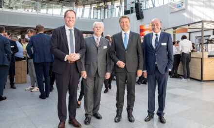 500 Gäste feiern vor Ort beim Jahresempfang 2022 des Düsseldorfer Airports