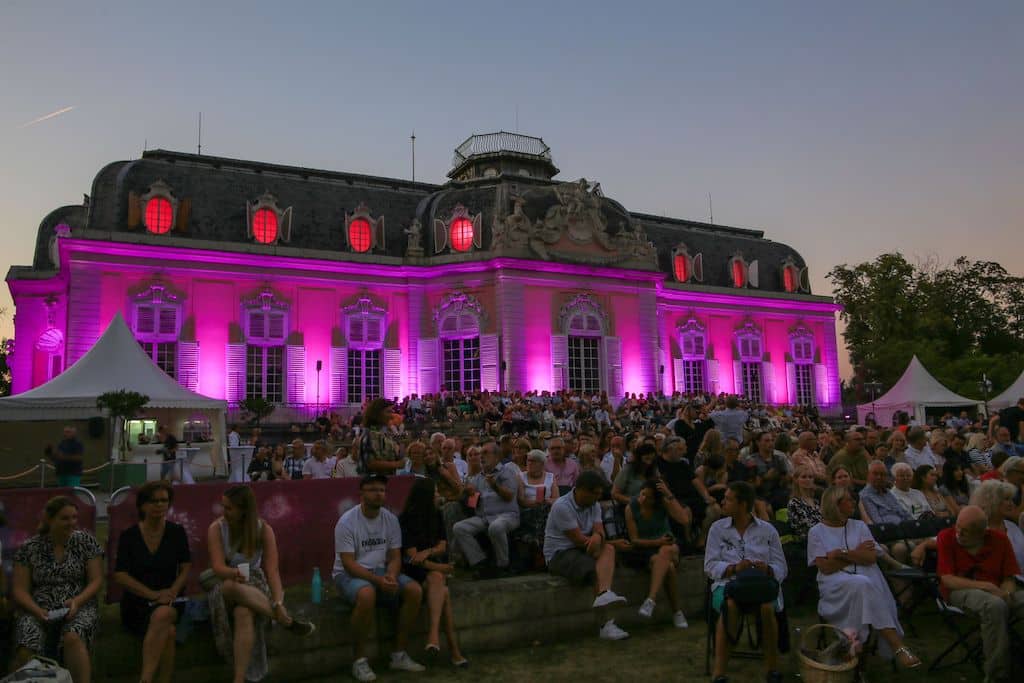 10.000 Besucher beim Lichterfest auf Schloß Benrath Lokalbüro Düsseldorf