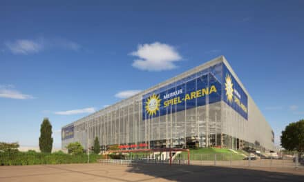 Außenfassade der MERKUR SPIEL-ARENA bleibt dunkel