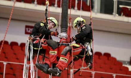 Hamburg holt Deutsche Höhenretter-Meisterschaft der Feuerwehren in Düsseldorf