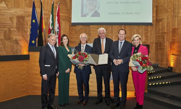 Düsseldorfer Mediziner mit dem Preis der Klüh Stiftung ausgezeichnet