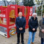 Feuerwehr-Mottospielplatz in Eller eröffnet
