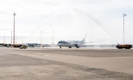 Düsseldorfer Airport heißt den Erstflug von Qatar Airways willkommen