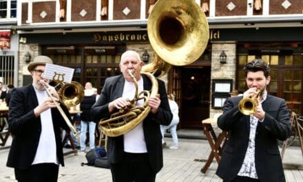 Die „Streets of Sound”; Marching Bands bringen Musik in die Stadt!