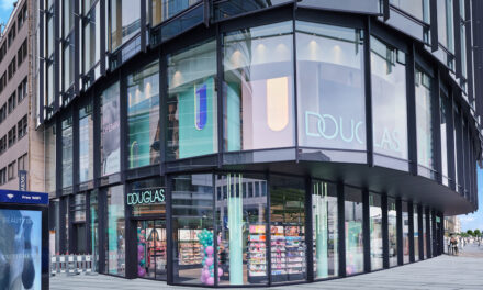 DOUGLAS Flagship-Store eröffnet im Herzen Düsseldorfs